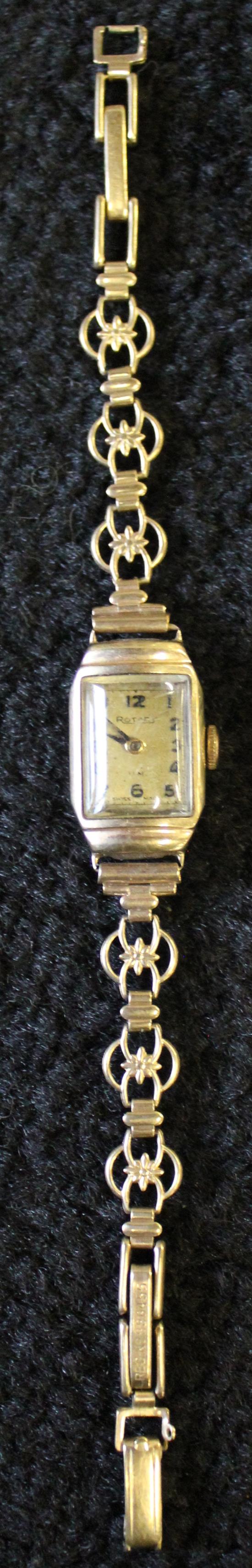 A ladies 9ct gold Rotary bracelet wrist watch with rectangular face
